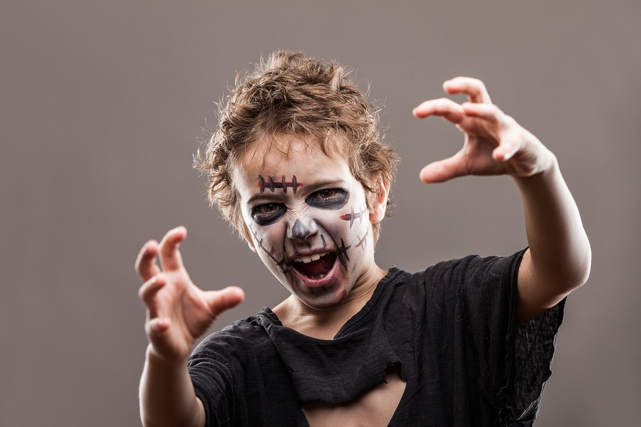 Halloween Makeup Tip: Learn How To Create Scars, Warts And Scabs