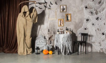 Scary Halloween Decoration: Let Your Imagination Run Riot